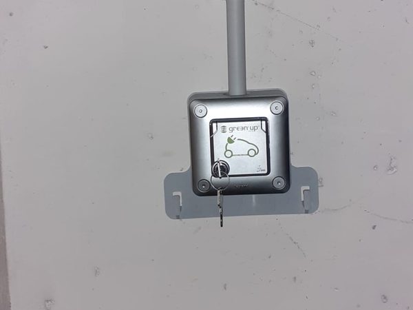Prise Green Up — recharge véhicule électrique